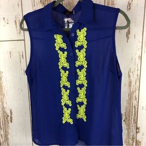 NWT Lulumari Sheer Blouse, Size Large.